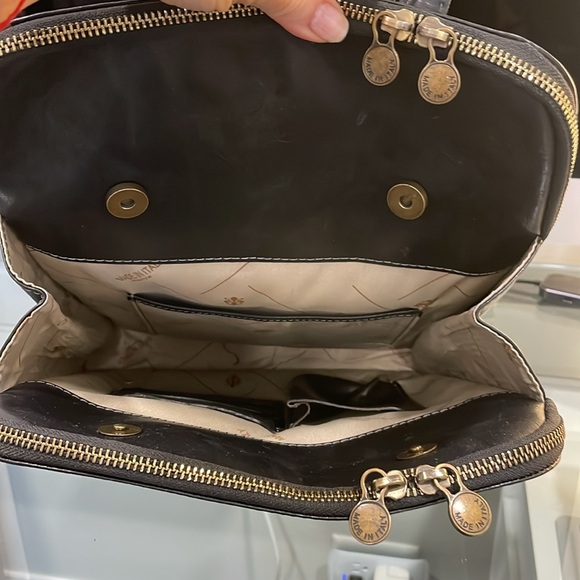 Time Resistance Backpack with golden/copper hardware - Picture 7 of 14